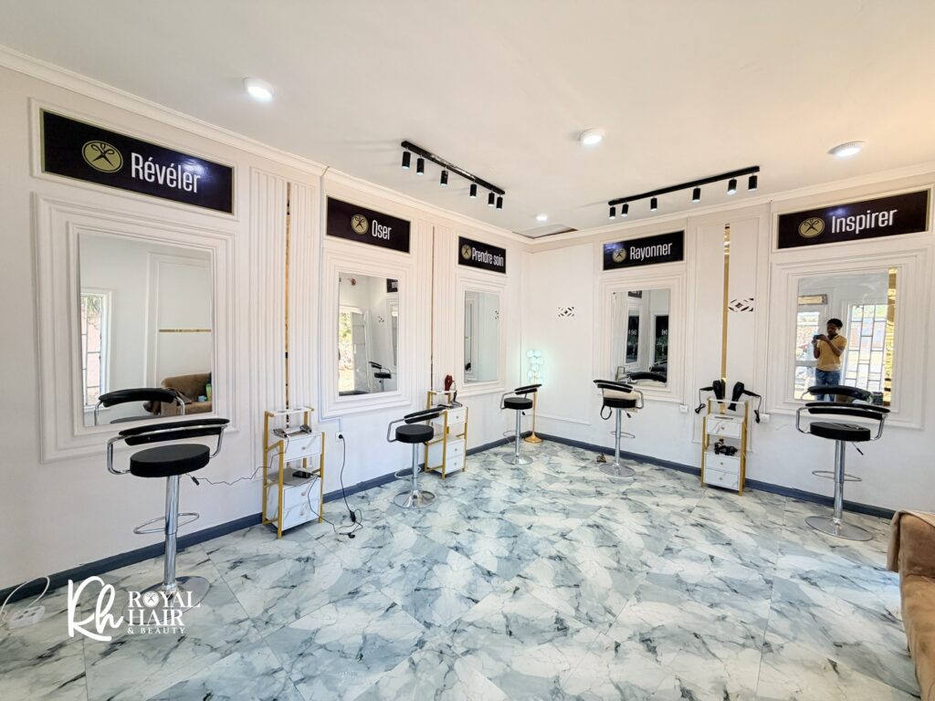 Royal Hair & Beauty - Salon de coiffure moderne au Golf Plateau - Salon de coiffure à Lubumbashi